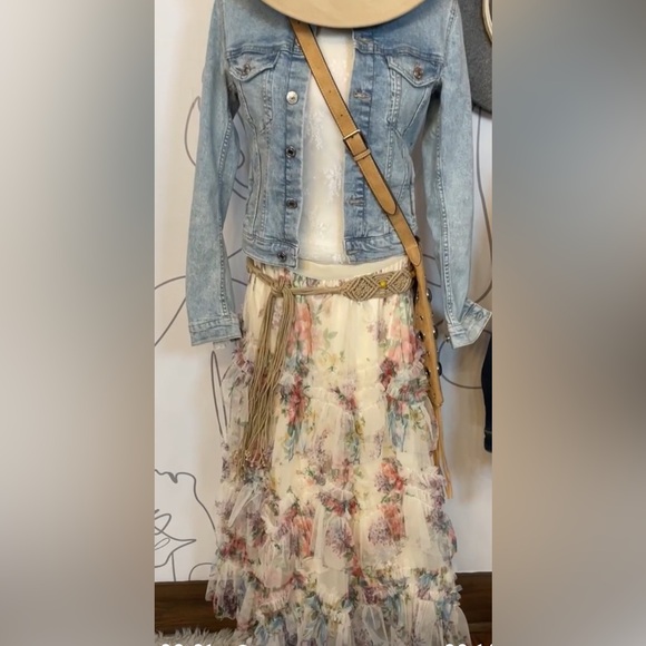 Boutique Dresses & Skirts - Floral Multicolor Maxi Skirt